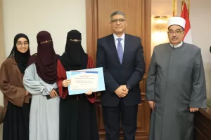 محافظ الجيزة يكرم أوائل الثانوية الأزهرية من أبناء المحافظة بالجمهورية 31 - جريدة المساء