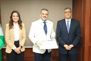 محافظ الجيزة يكرم أوائل الدورات التدريبية 2025: نسعى لتأهيل صف ثانٍ من القيادات يمتلك مهارات الإبداع الإداري 25 - جريدة المساء