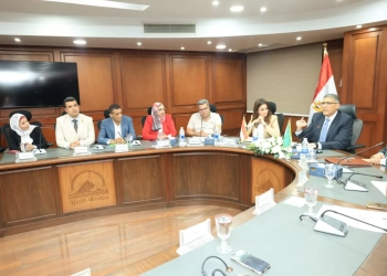 محافظ الجيزة يكرم أوائل الدورات التدريبية 2025: نسعى لتأهيل صف ثانٍ من القيادات يمتلك مهارات الإبداع الإداري 18 - جريدة المساء