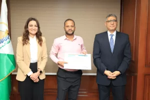 محافظ الجيزة يكرم أوائل الدورات التدريبية 2025: نسعى لتأهيل صف ثانٍ من القيادات يمتلك مهارات الإبداع الإداري 33 - جريدة المساء