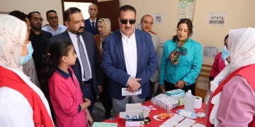 محافظ المنوفية يدشن المبادرة الرئاسية للكشف عن فيروس "سي" بمدرسة المساعي بنات بشبين الكوم 2 - جريدة المساء محافظ المنوفية يدشن المبادرة الرئاسية للكشف عن فيروس "سي" بمدرسة المساعي بنات بشبين الكوم 1 - جريدة المساء