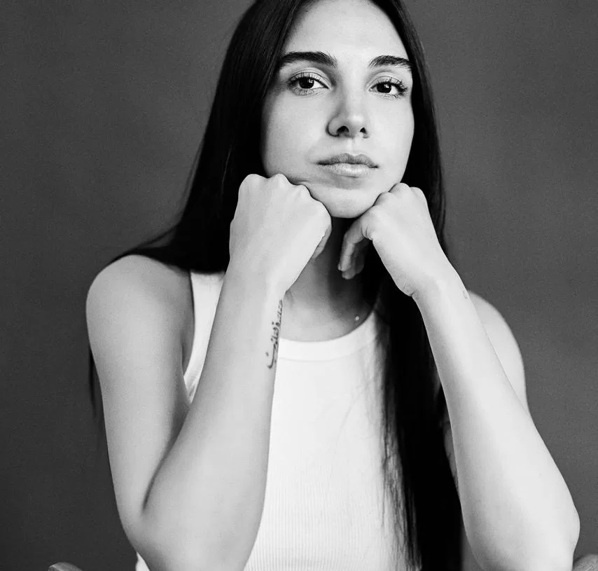 سلمى أبو ضيف عضو لجنة تحكيم مسابقة اسبوع النقاد في مهرجان القاهرة السينمائي 19 - جريدة المساء