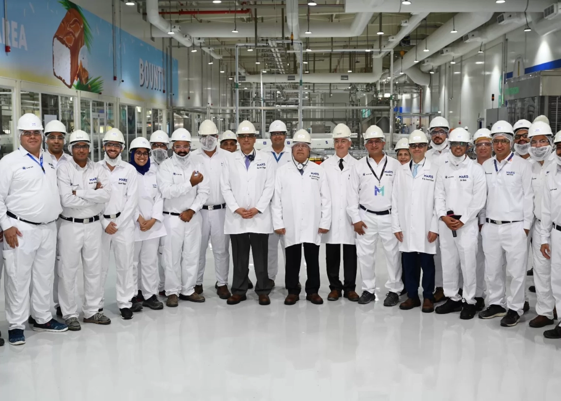 ب280 مليون دولار.. محافظ الجيزة يشهد تدشين خطوط الإنتاج الجديدة لشركة "مارس" ب6 أكتوبر 20 - جريدة المساء ب280 مليون دولار.. محافظ الجيزة يشهد تدشين خطوط الإنتاج الجديدة لشركة "مارس" ب6 أكتوبر 19 - جريدة المساء