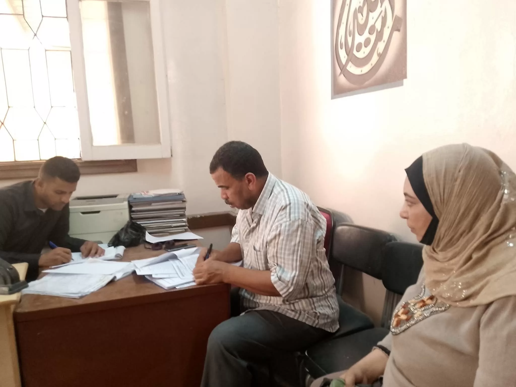 جولات مفاجئة لمدير إدارة قوص التعليمية لمتابعة انتظام الدراسة وتطبيق البرامج العلاجية 20 - جريدة المساء