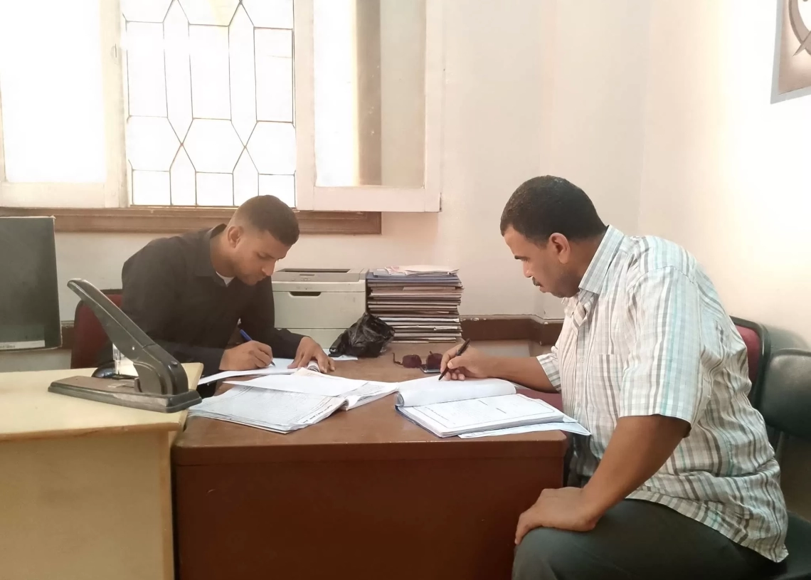 جولات مفاجئة لمدير إدارة قوص التعليمية لمتابعة انتظام الدراسة وتطبيق البرامج العلاجية 18 - جريدة المساء