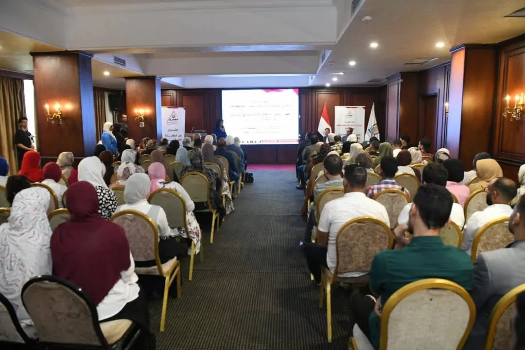 محافظ قنا يشهد حفل تخرج الدفعة الأولى من مشروع "من المهارة إلى الربح" 27 - جريدة المساء