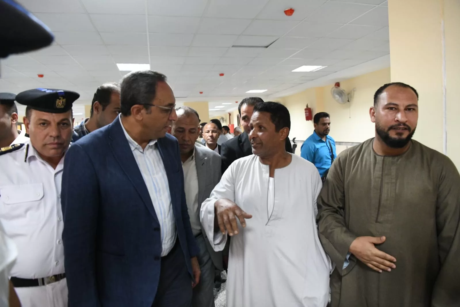 محافظ قنا يتفقد مبنى المرور الجديد بنجع حمادي  21 - جريدة المساء