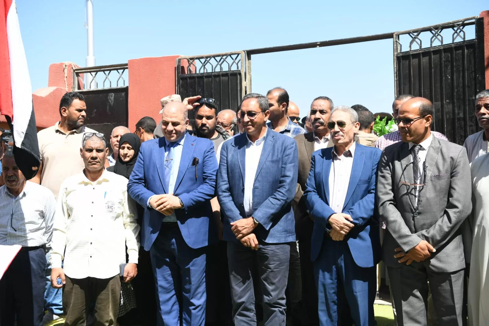 محافظ قنا يفتتح مدرسة علي خليل للتعليم الأساسي بالعركي بعد إحلالها وتجديدها 31 - جريدة المساء