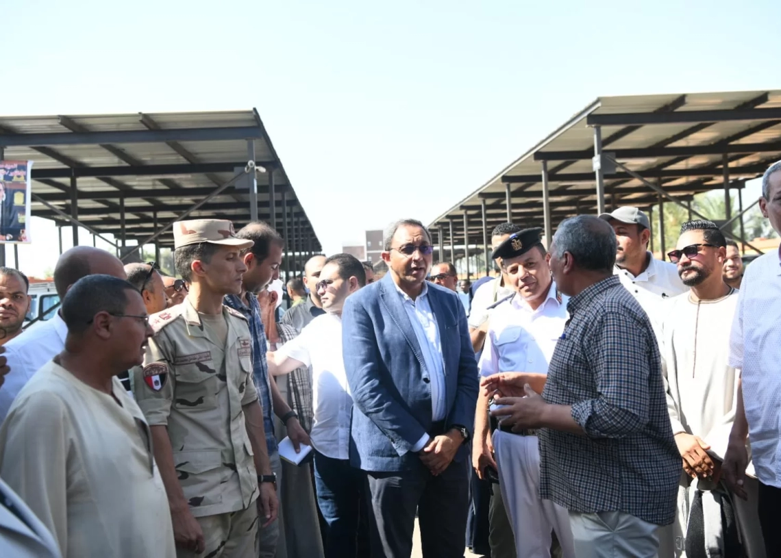 محافظ قنا يفتتح مجمع مواقف السيارات الجديد في أبوتشت 19 - جريدة المساء محافظ قنا يفتتح مجمع مواقف السيارات الجديد في أبوتشت 18 - جريدة المساء