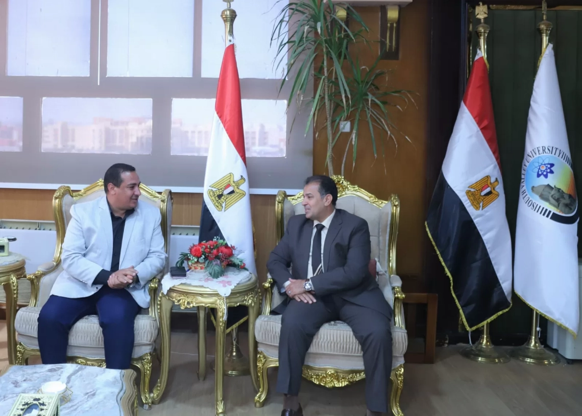 رئيس جامعة قنا يكشف في حواره لـ«المساء» أسباب الإسراع بعملية التحول الرقمي 20 - جريدة المساء رئيس جامعة قنا يكشف في حواره لـ«المساء» أسباب الإسراع بعملية التحول الرقمي 19 - جريدة المساء