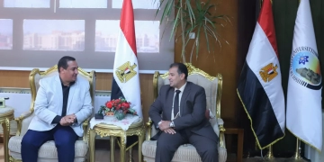 رئيس جامعة قنا يكشف في حواره لـ«المساء» أسباب الإسراع بعملية التحول الرقمي 2 - جريدة المساء رئيس جامعة قنا يكشف في حواره لـ«المساء» أسباب الإسراع بعملية التحول الرقمي 1 - جريدة المساء