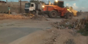 استمرار حملة تنظيف شوارع مطروح والمحافظ يشيد بالاعمال 2 - جريدة المساء استمرار حملة تنظيف شوارع مطروح والمحافظ يشيد بالاعمال 1 - جريدة المساء