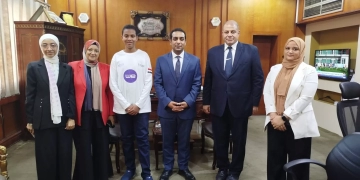 نائب محافظ قنا يكرم الفائز بكأس المنتخب المصري للذكاء الاصطناعي والروبوت 2 - جريدة المساء نائب محافظ قنا يكرم الفائز بكأس المنتخب المصري للذكاء الاصطناعي والروبوت 1 - جريدة المساء