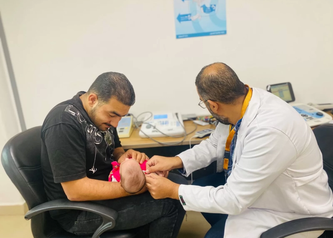 تسليم 5600 سماعة طبية بالمجان ضمن حملة "نرعاك تسمع" 19 - جريدة المساء