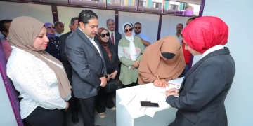 نائب محافظ بني سويف يشيد بمبادرة "تحويشة في بنك" ودور القومي للمرأة في تمكين السيدات اقتصاديًا 2 - جريدة المساء نائب محافظ بني سويف يشيد بمبادرة "تحويشة في بنك" ودور القومي للمرأة في تمكين السيدات اقتصاديًا 1 - جريدة المساء