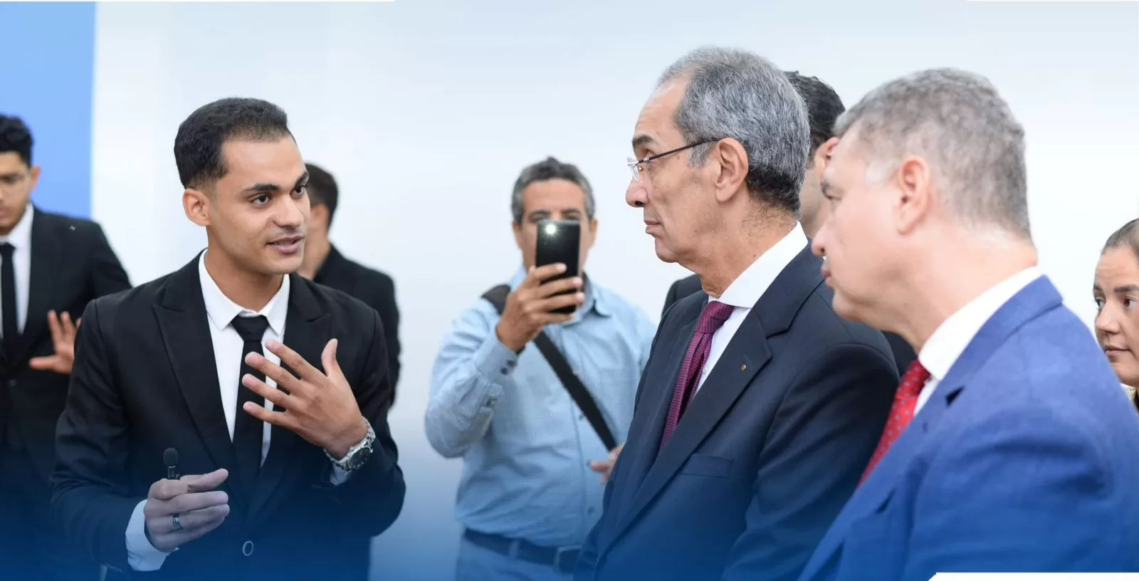 "الروبوت أرم".. مشروع مصري رائد يجمع بين الذكاء الصناعي والتطبيقات العسكرية والطبية 19 - جريدة المساء