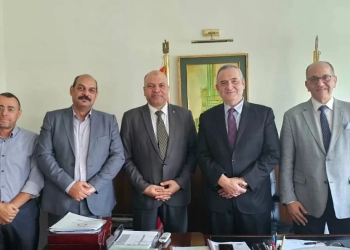 رئيس هيئة المستشفيات التعليمية يتابع أداء منظومة الشكاوى الحكومية الموحدة لضمان تحقيق أعلى مستويات رضا المواطنين 35 - جريدة المساء