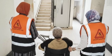 التدخل السريع بالتضامن يستجيب لـ 128 حالة إنسانية وبلا مأوى فى الأسبوع 2 - جريدة المساء التدخل السريع بالتضامن يستجيب لـ 128 حالة إنسانية وبلا مأوى فى الأسبوع 1 - جريدة المساء