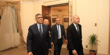 محافظ الجيزة يشارك في افتتاح المؤتمر الدولي الأول للذكاء الاصطناعي بجامعة القاهرة 1 - جريدة المساء