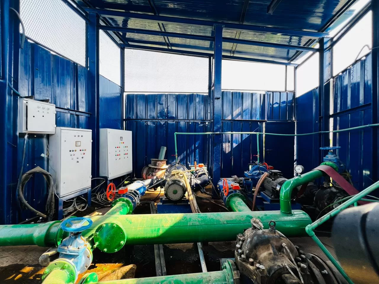 محافظ قنا يفتتح محطة مياه العيايشا المدمجة بعد إحلالها وتجديدها بتكلفة ٢٠ مليون جنيه 23 - جريدة المساء