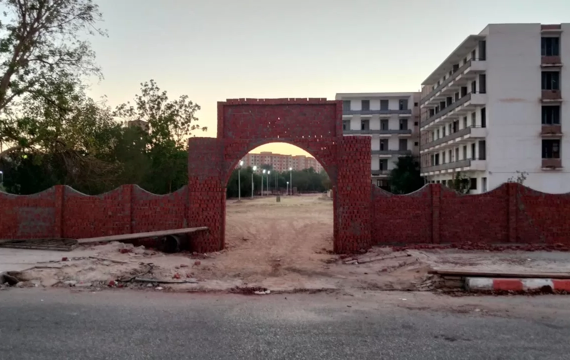 جامعة قنا تطلق مشروع التطوير الشامل للمدن الجامعية وتطبيق الحوكمة الإلكترونية 18 - جريدة المساء جامعة قنا تطلق مشروع التطوير الشامل للمدن الجامعية وتطبيق الحوكمة الإلكترونية 17 - جريدة المساء