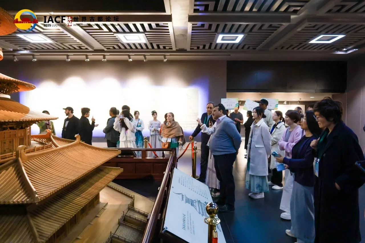 محافظ قنا يشارك في المنتدى الدولي السادس للعواصم القديمة بمدينة لويانغ الصينية 40 - جريدة المساء