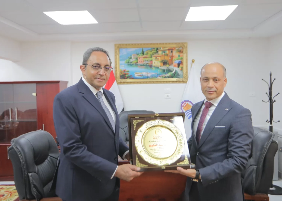 محافظ قنا يفتتح مبنى مديرية التموين بعد تطويره ويطلق مبادرة لتكريم المتميزين 19 - جريدة المساء