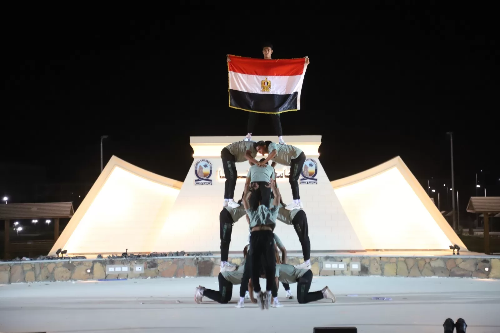 افتتاح ساحة جامعة قنا في احتفال مبهـر يجسد الانتماء والتميز الجامعى 27 - جريدة المساء