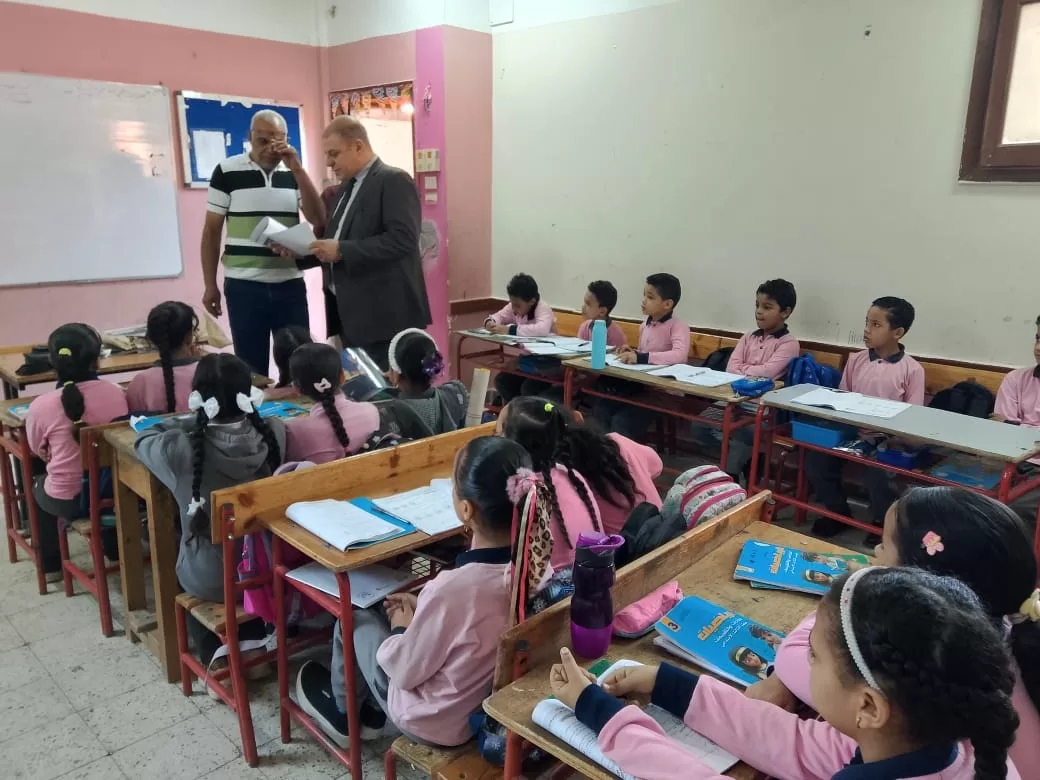 تعليم قنا: انتهاء عصر الانتقال الآلي بين الصفوف 27 - جريدة المساء