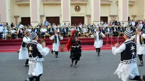 بأزياء 25 فرقة.."يوبيل الفن الفضي" يُضيء سماء الإسماعيلية 21 - جريدة المساء