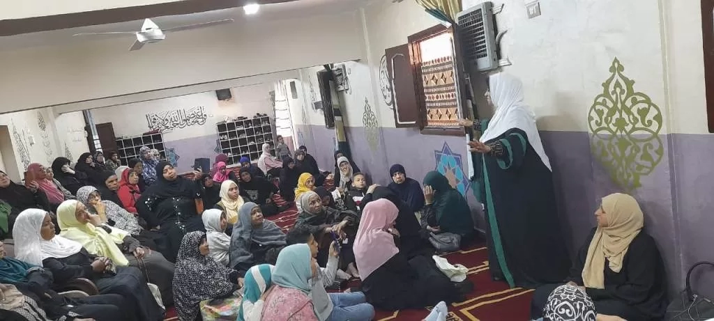 قومى المرأة بأسوان يستكمل تنظيم برنامج جلسات الدوار للتوعية المجتمعية بقرى المحافظة 19 - جريدة المساء