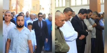 نائب محافظ سوهاج يؤدي صلاة الجمعة بمسجد الأسيوطي بأخميم ويستجيب لدعوة الأهالي بتفقد الشوارع ومتابعة الخدمات 2 - جريدة المساء نائب محافظ سوهاج يؤدي صلاة الجمعة بمسجد الأسيوطي بأخميم ويستجيب لدعوة الأهالي بتفقد الشوارع ومتابعة الخدمات 1 - جريدة المساء
