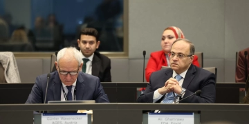 رئيس هيئة الدواء يشارك بقمة أمستردام ويبحث تعزيز التعاون المصرى السعودى 13 - جريدة المساء