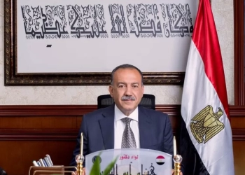 شاشات عرض بميادين أسيوط لتمكين المواطنين من متابعة افتتاح المتحف المصري الكبير 33 - جريدة المساء