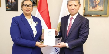 أمل عمار تبحث مع سفير الصين بالقاهرة سبل التعاون لتمكين المرأة 1 - جريدة المساء
