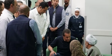 وزير الصحة تفقد مجمع السويس الطبي ووجه بسرعة الاستجابة لطلبات المواطنين 1 - جريدة المساء