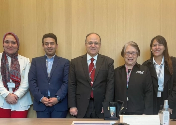 الغمراوي بحث مع هيئة العلوم الصحية بسنغافورة التعاون وتعزيز القدرات التنظيمية 17 - جريدة المساء