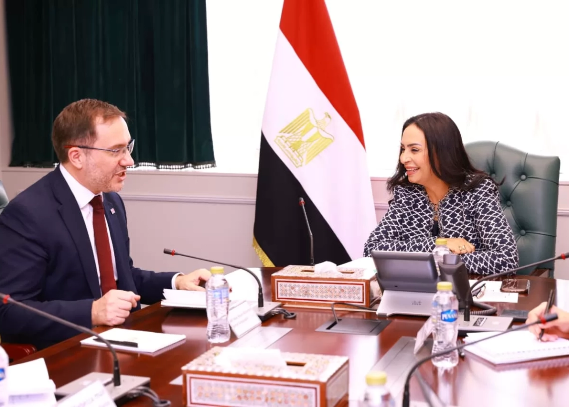 شراكة مصرية بريطانية لتعزيز التعاون في برامج الحماية الاجتماعية والمساعدات الإنسانية لغزة 19 - جريدة المساء