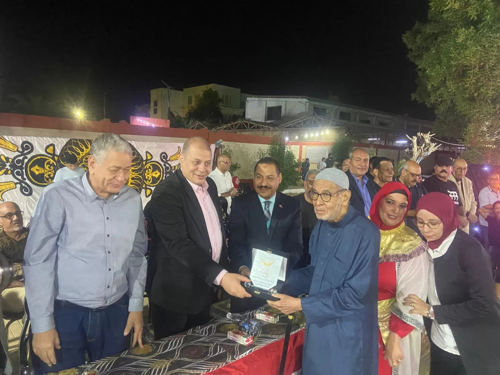 وكيل تعليم قنا يشهد احتفالية مدرسة سيدي عبد الرحيم بذكرى انتصارات أكتوبر 21 - جريدة المساء