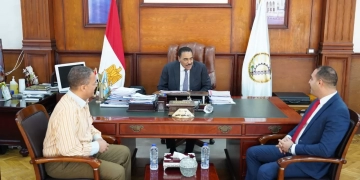 محافظ مطروح يستقبل مفوض مجلس الدولة الجديد للمحافظة 2 - جريدة المساء محافظ مطروح يستقبل مفوض مجلس الدولة الجديد للمحافظة 1 - جريدة المساء