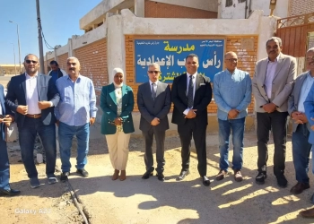 رئيس جامعة الغردقة يعاين مدرسة رأس غارب الإعدادية المهنية لتحويلها إلى كلية الهندسة والطاقة 28 - جريدة المساء