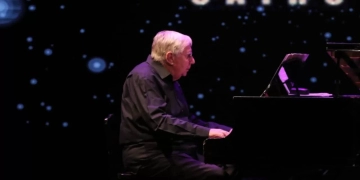 أوبر ا التليفو ن الكوميدية على المسرح الصغير 1 - جريدة المساء