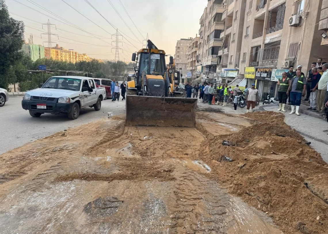 رئيس حي الهرم: إصلاح كسر خط المياه بحدائق الأهرام وعودة الخدمة 19 - جريدة المساء