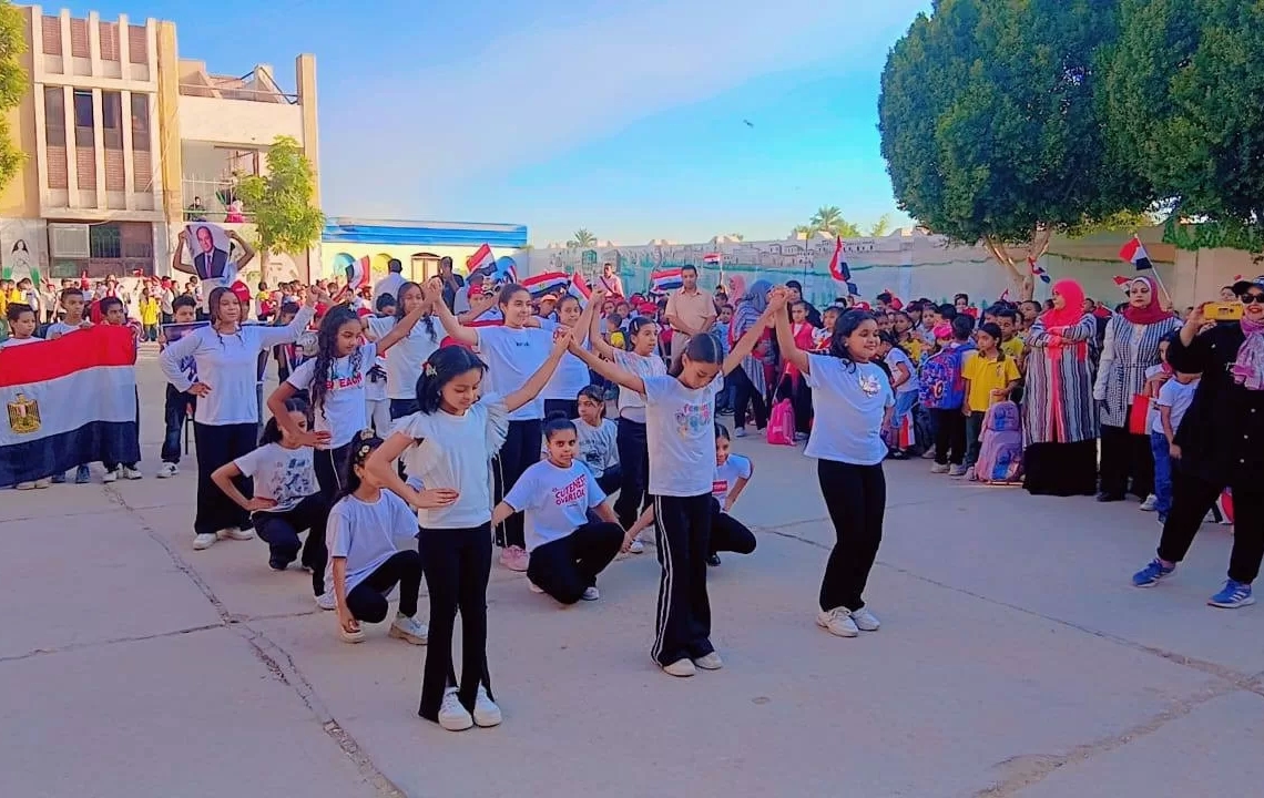 محافظ أسوان ينعي المعلمة التي وفاتها المنية باحد المدارس 19 - جريدة المساء