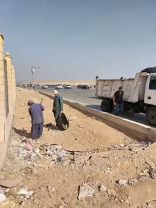 بالصور.. رفع كفاءة سور المنطقة الأثرية بالطريق السياحي استعدادًا لافتتاح المتحف المصري الكبير 39 - جريدة المساء