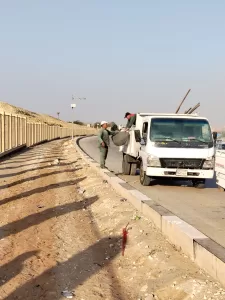 بالصور.. رفع كفاءة سور المنطقة الأثرية بالطريق السياحي استعدادًا لافتتاح المتحف المصري الكبير 51 - جريدة المساء