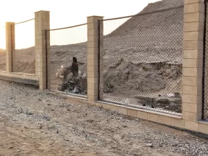 بالصور.. رفع كفاءة سور المنطقة الأثرية بالطريق السياحي استعدادًا لافتتاح المتحف المصري الكبير 47 - جريدة المساء