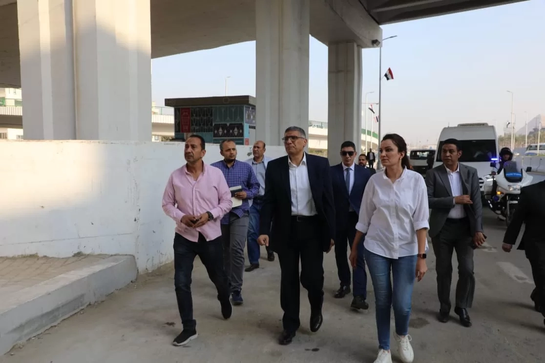 محافظ الجيزة يتابع أعمال التجميل والإنارة بطريق "إسكندرية الصحراوي" ومطالع ومنازل الدائري ضمن الاستعدادات لافتتاح المتحف الكبير 19 - جريدة المساء