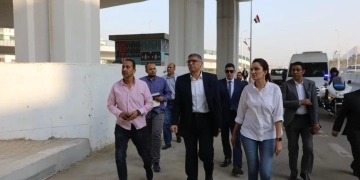 محافظ الجيزة يتابع أعمال التجميل والإنارة بطريق "إسكندرية الصحراوي" ومطالع ومنازل الدائري ضمن الاستعدادات لافتتاح المتحف الكبير 1 - جريدة المساء