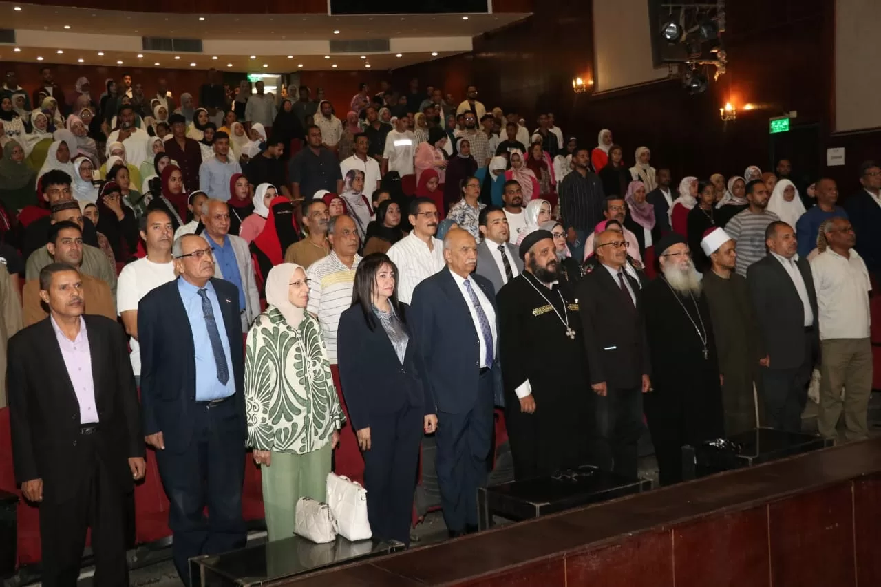 جمعية أنا مصري بقنا تحتفل بنصر أكتوبر.. واللواء نصر سالم يروي بطولات العزة 25 - جريدة المساء